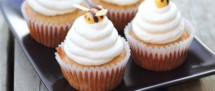 Beehive Cupcakes fluff photo